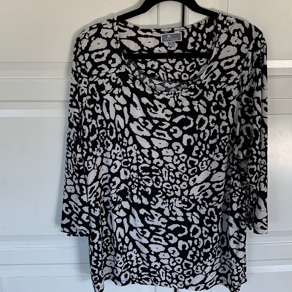 JM Collection 2x woman’s top